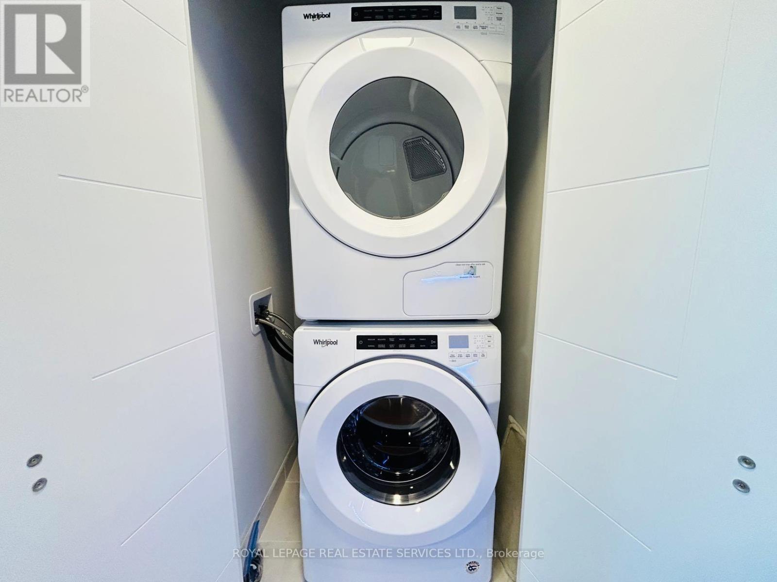 1601 - 4085 Parkside Village Drive, Mississauga, Ontario  L5B 0K9 - Photo 15 - W12583110