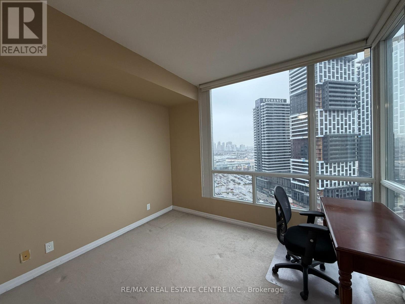 1902 - 220 Burnhamthorpe Road W, Mississauga, Ontario  L5B 3Y5 - Photo 10 - W12583138