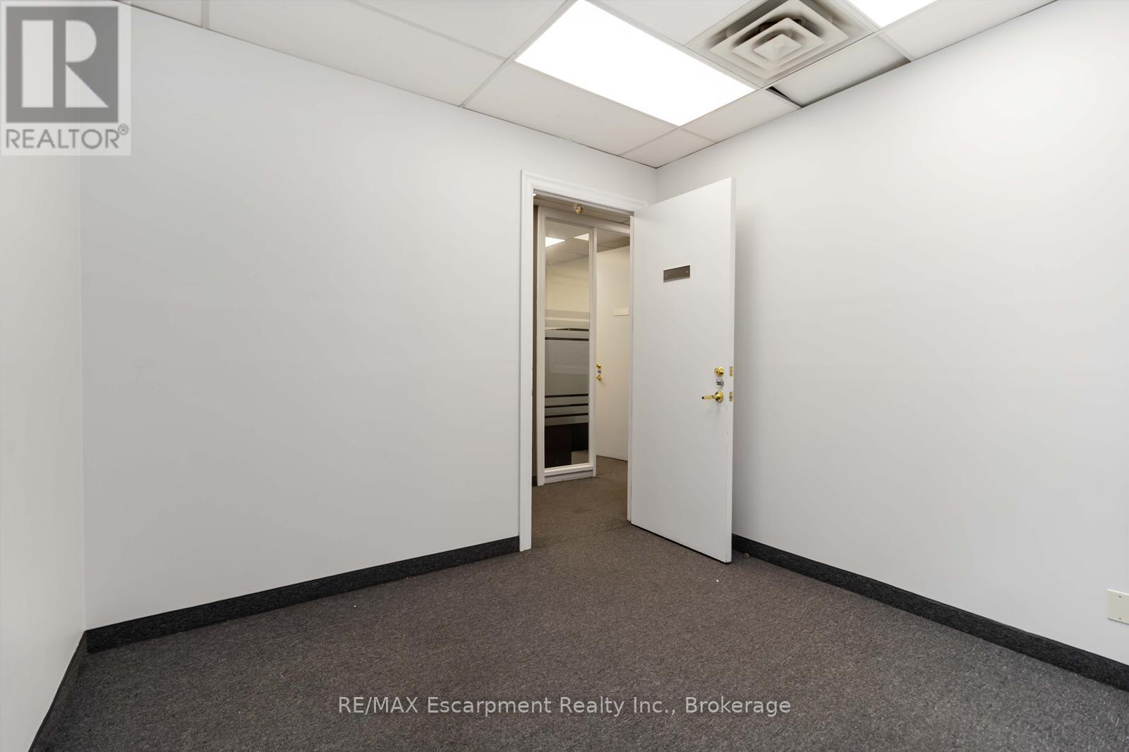 203 - 53 Village Centre Place, Mississauga, Ontario  L4Z 1V9 - Photo 12 - W12583194