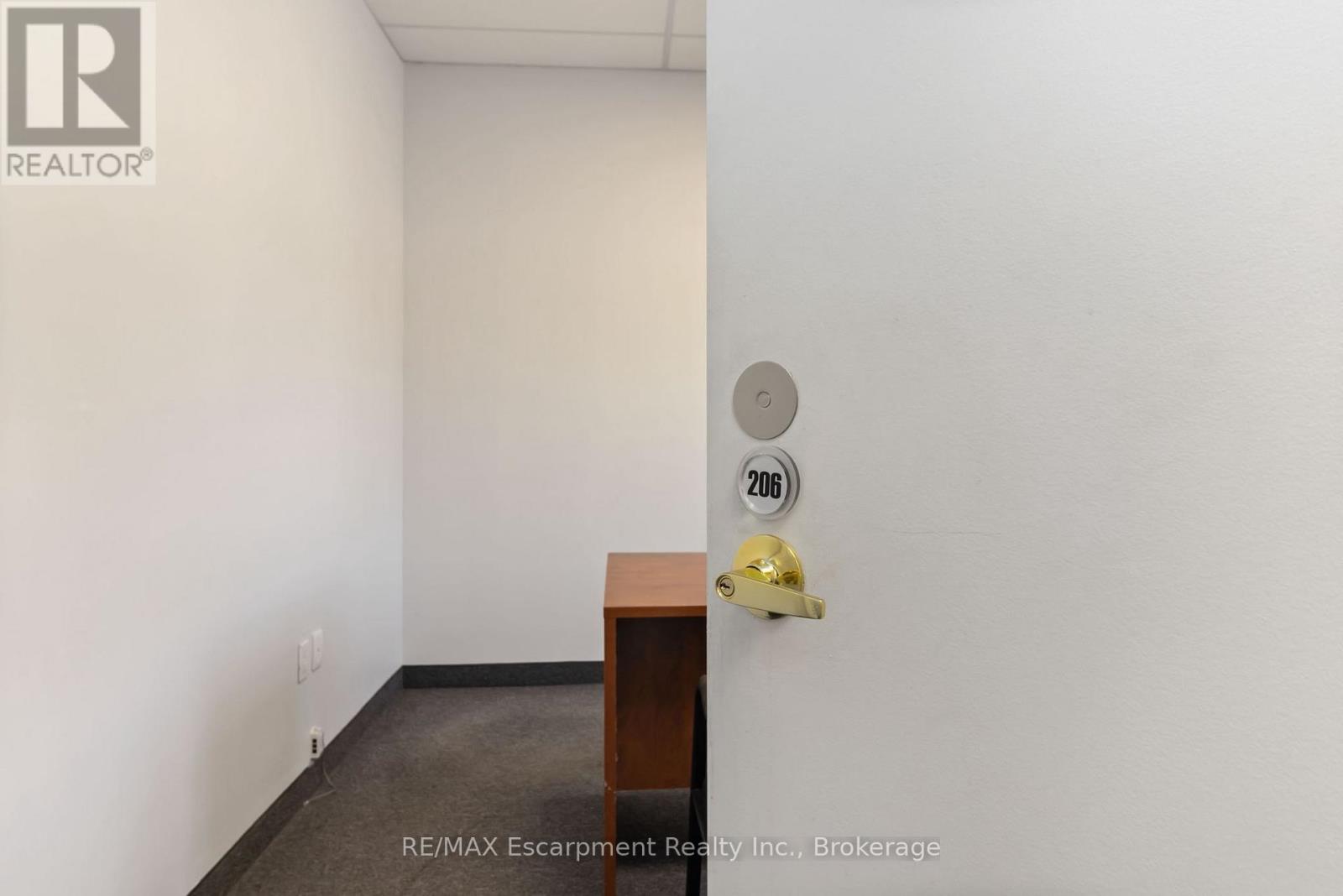 206 - 53 Village Centre Place, Mississauga, Ontario  L4Z 1V9 - Photo 10 - W12583212