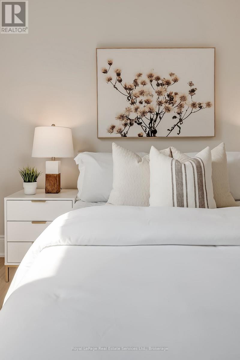 397 Bartos Drive, Oakville, Ontario  L6K 3E5 - Photo 25 - W12583312