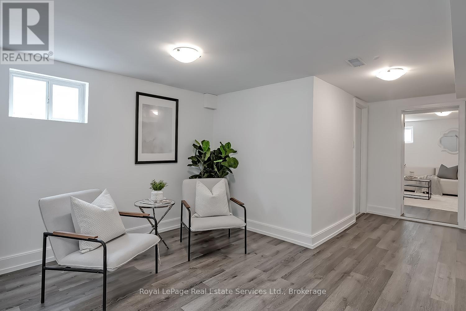 397 Bartos Drive, Oakville, Ontario  L6K 3E5 - Photo 33 - W12583312