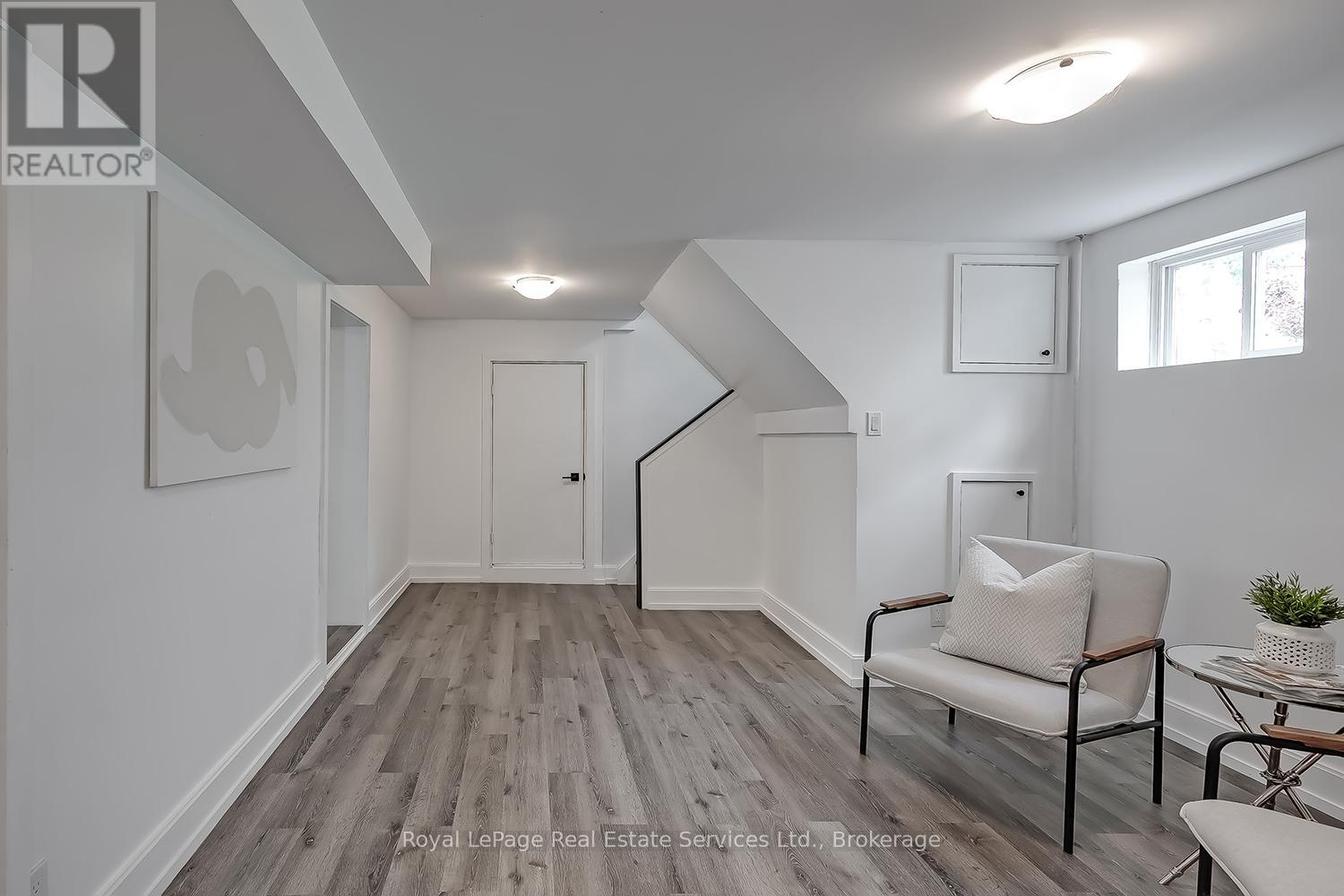 397 Bartos Drive, Oakville, Ontario  L6K 3E5 - Photo 34 - W12583312