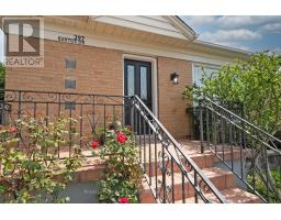 397 BARTOS DRIVE, Oakville, Ontario