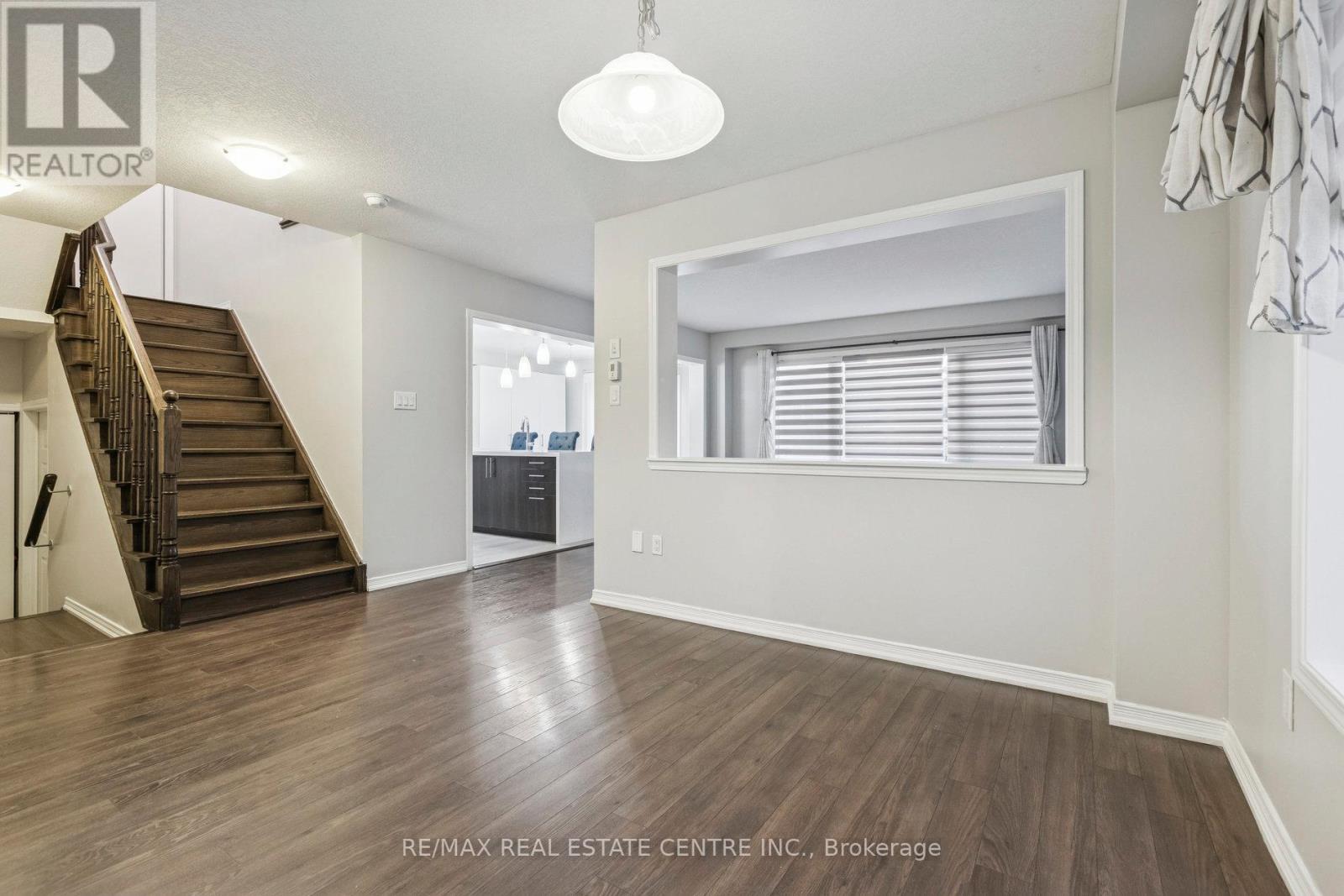 Upper Level - 16 Carroll Lane, Brantford, Ontario N3T 0J5 - Photo 10 - X12583088