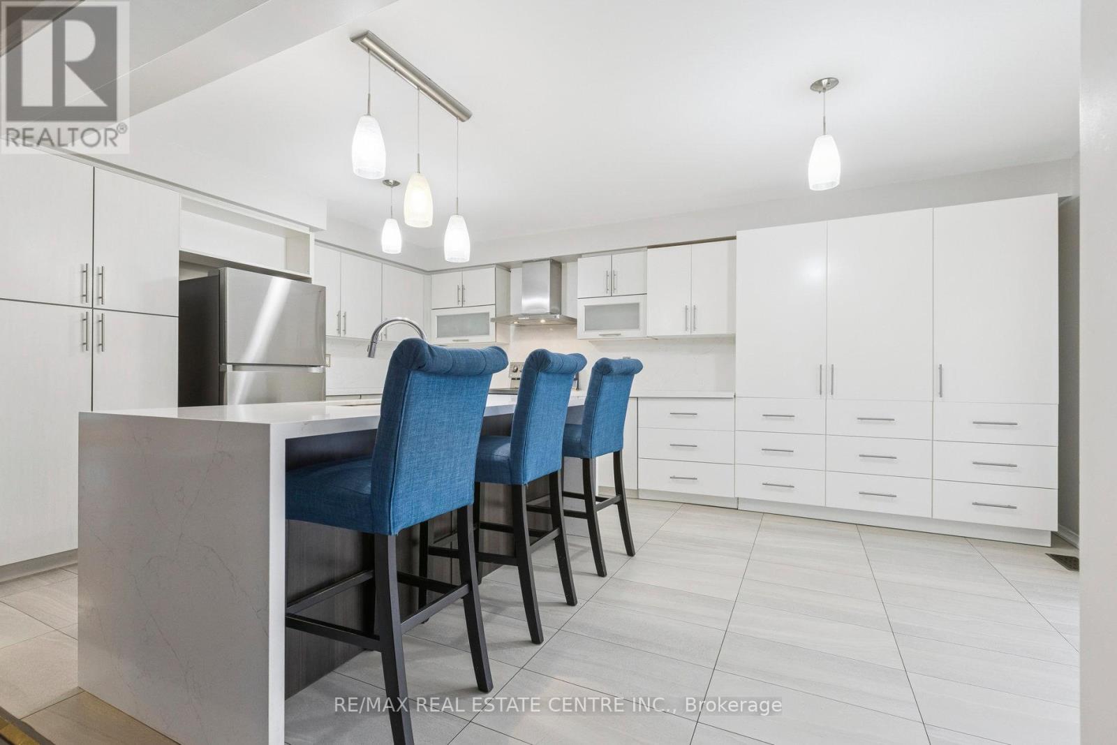 Upper Level - 16 Carroll Lane, Brantford, Ontario N3T 0J5 - Photo 17 - X12583088