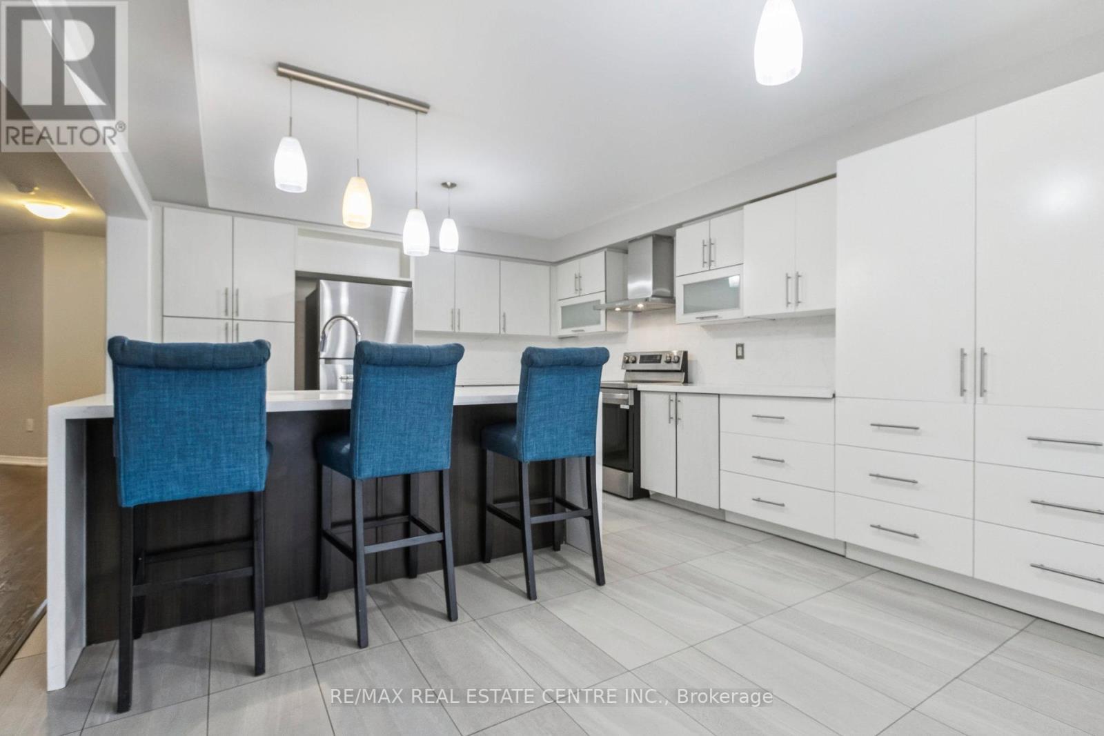 Upper Level - 16 Carroll Lane, Brantford, Ontario N3T 0J5 - Photo 18 - X12583088