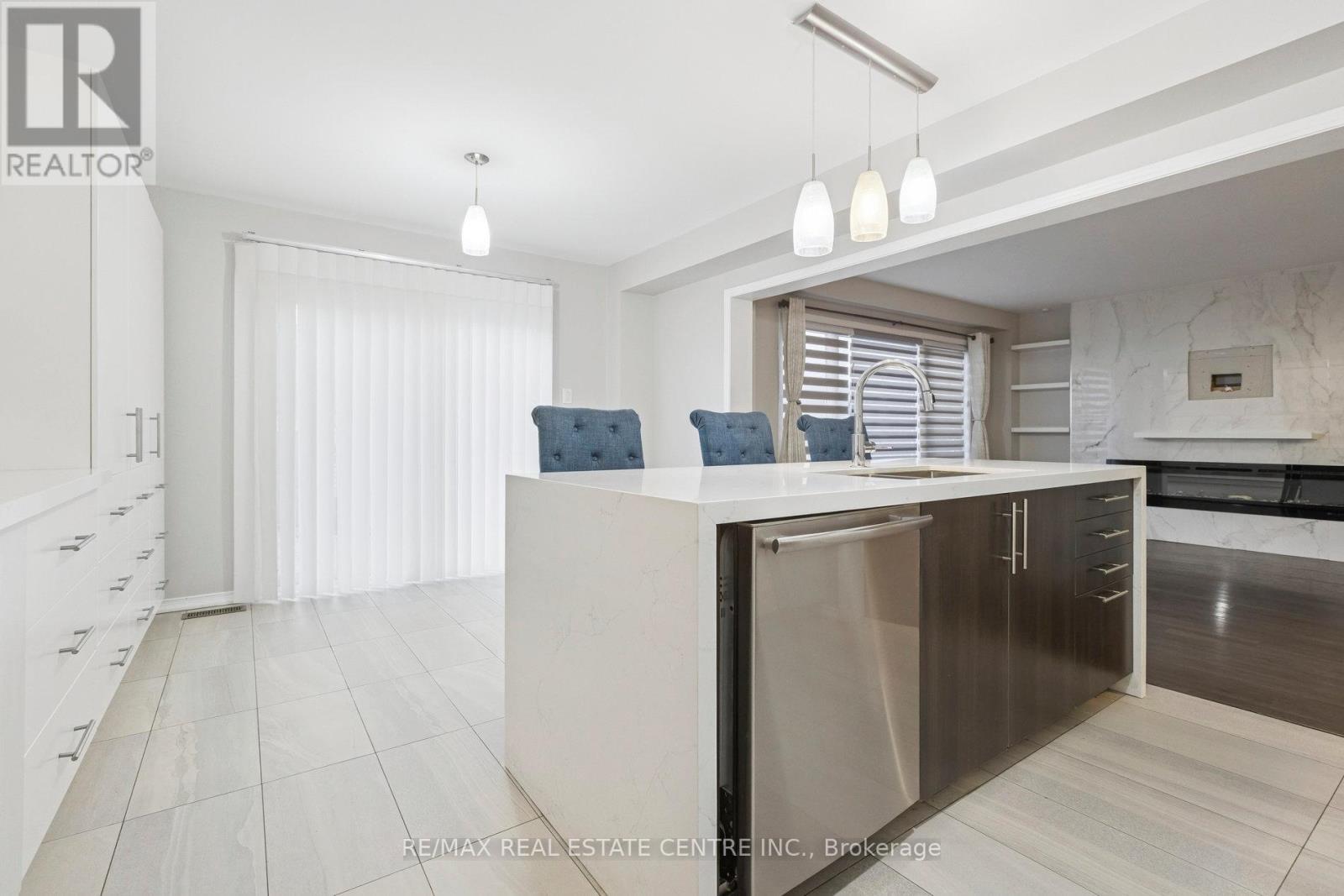 Upper Level - 16 Carroll Lane, Brantford, Ontario N3T 0J5 - Photo 23 - X12583088