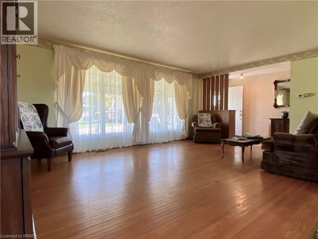 41 Dunsdon Street, Brantford, Ontario  N3R 3J2 - Photo 5 - 40789423