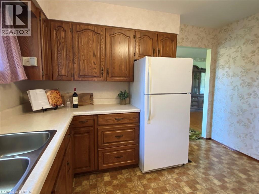 41 Dunsdon Street, Brantford, Ontario  N3R 3J2 - Photo 11 - 40789423