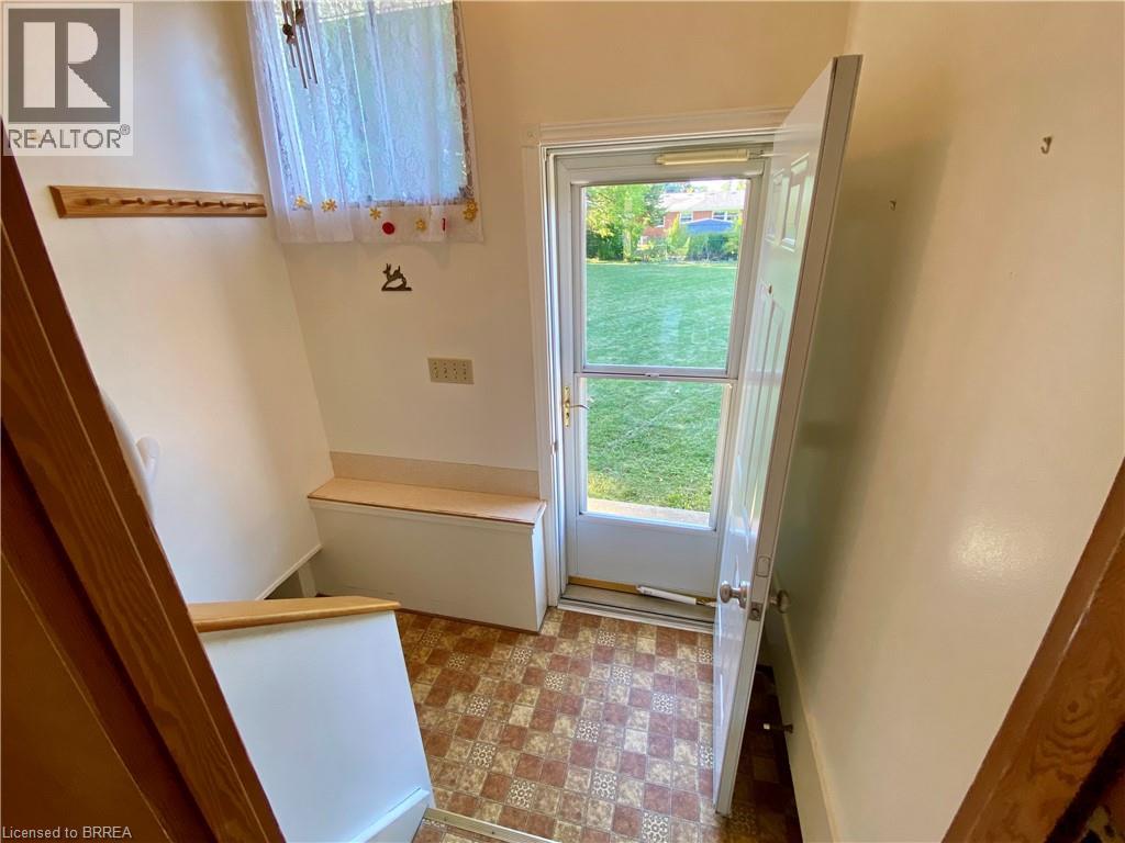 41 Dunsdon Street, Brantford, Ontario  N3R 3J2 - Photo 17 - 40789423