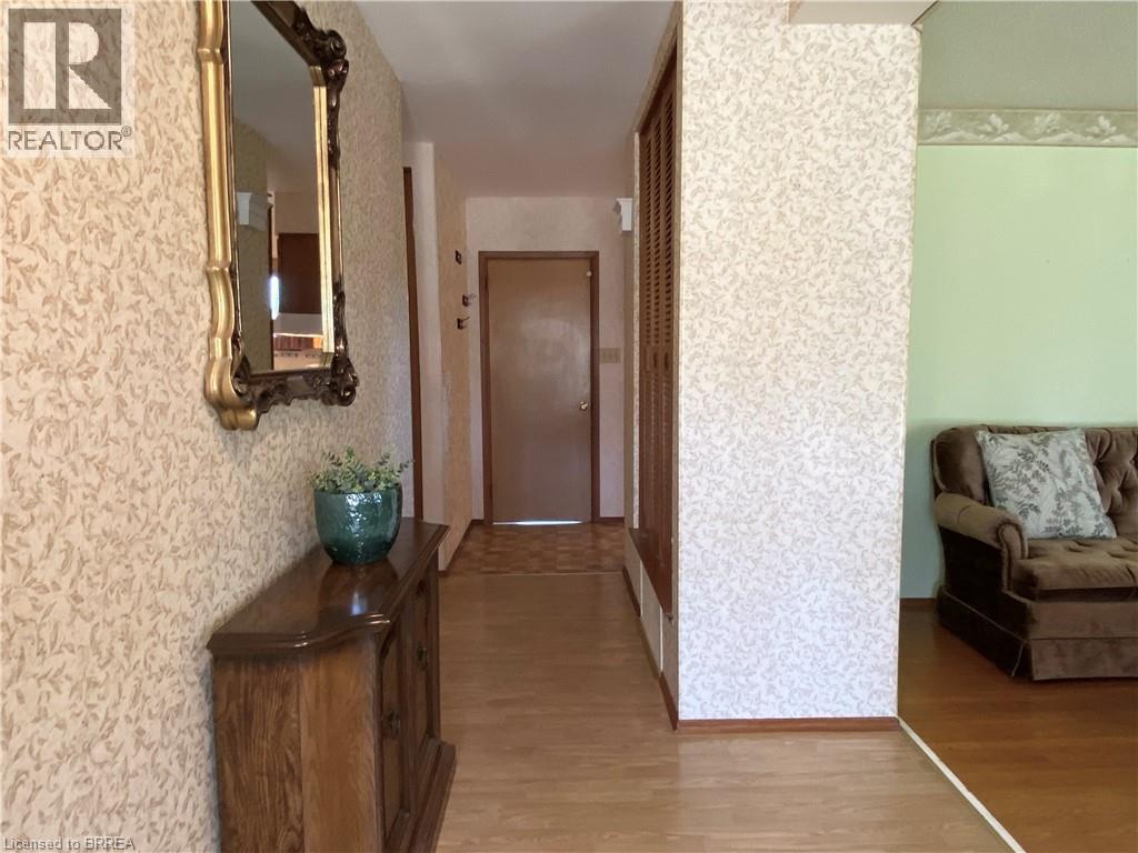 41 Dunsdon Street, Brantford, Ontario  N3R 3J2 - Photo 8 - 40789423