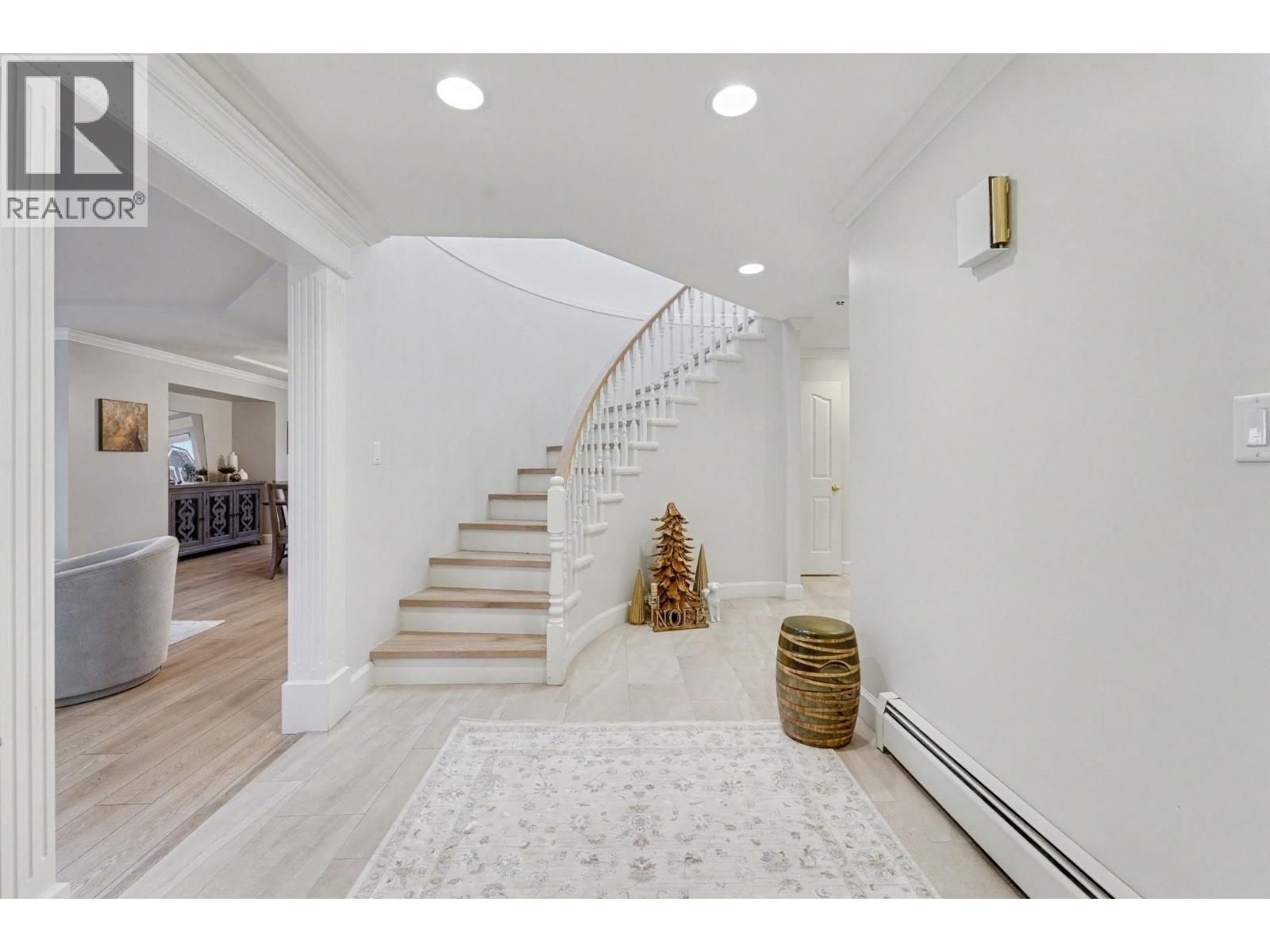 2890 Tempe Knoll Drive, North Vancouver, British Columbia  V7N 4K3 - Photo 9 - R3069332