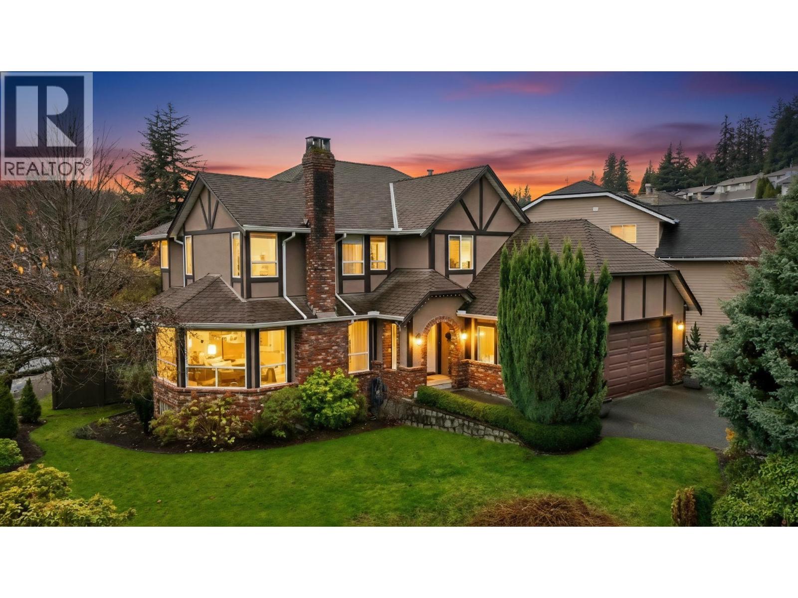 2890 Tempe Knoll Drive, North Vancouver, British Columbia  V7N 4K3 - Photo 2 - R3069332