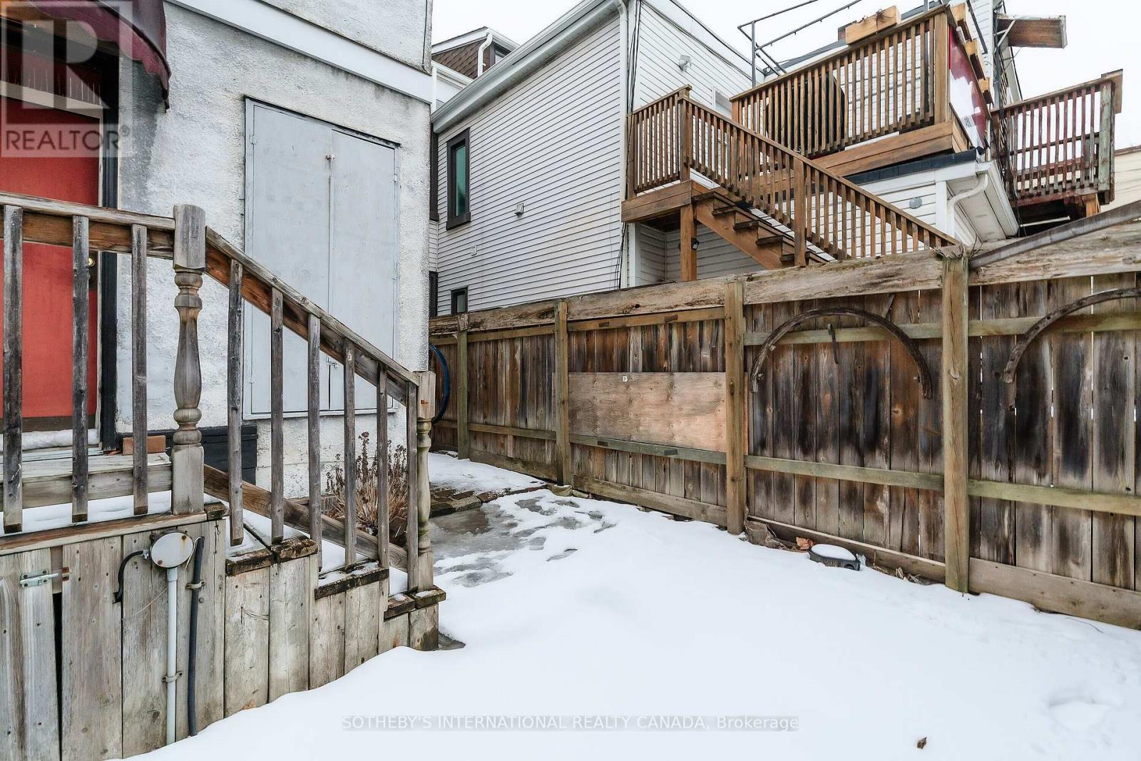 237 Carlton Street, Toronto, Ontario  M5A 2L2 - Photo 30 - C12583034