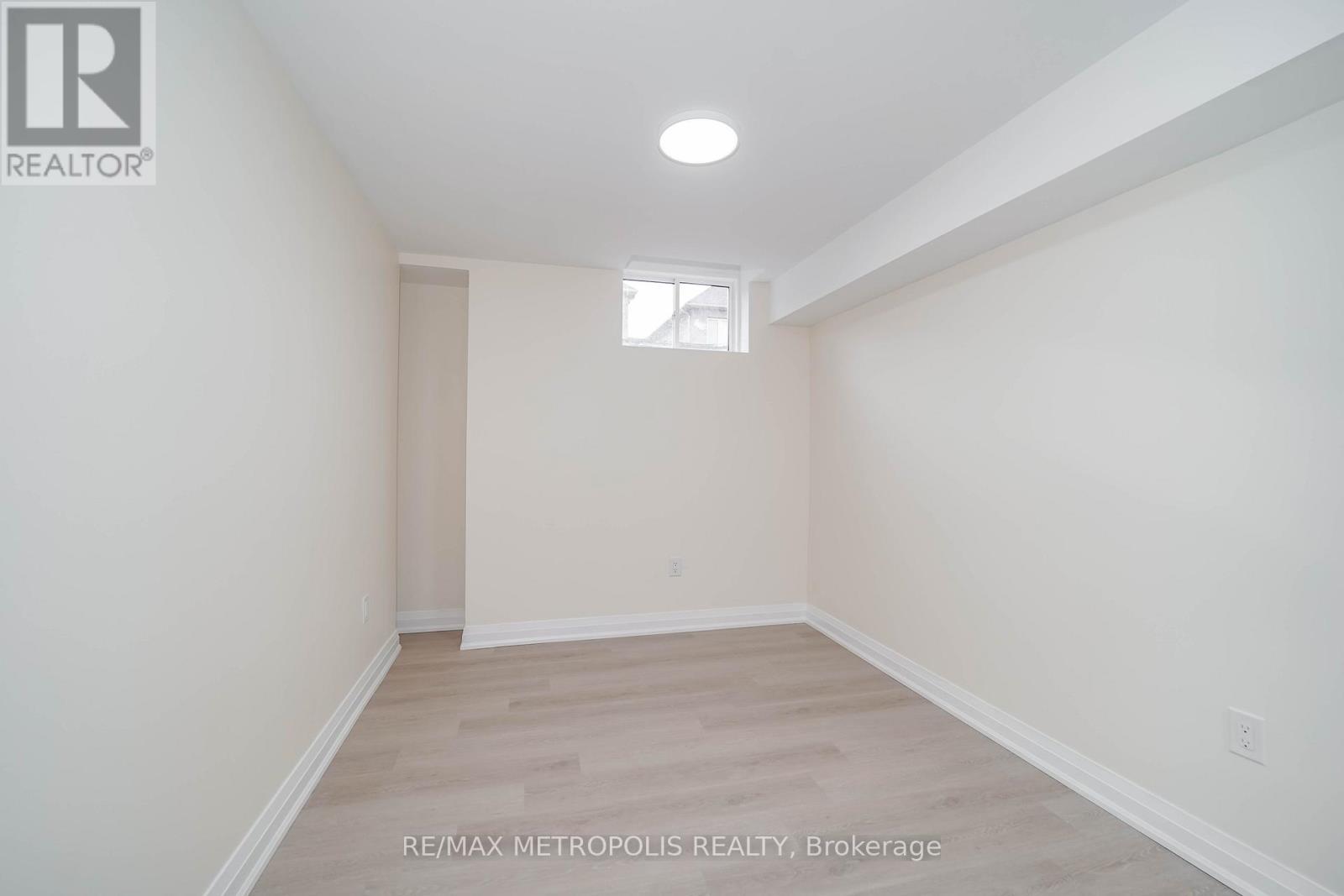 Bsmt - 929 Greenhill Avenue, Oshawa, Ontario L1K 0C3 - Photo 24 - E12582686