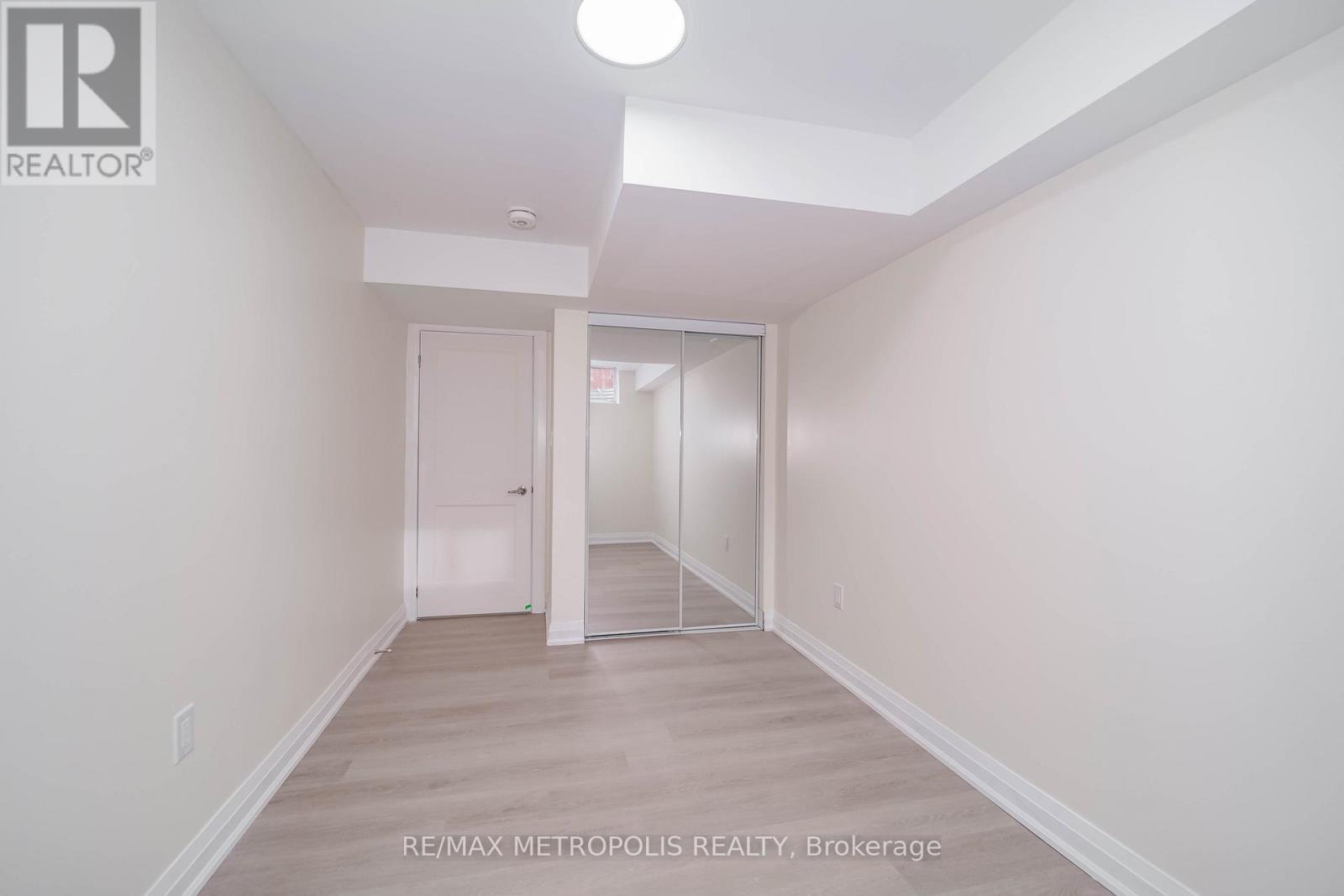 Bsmt - 929 Greenhill Avenue, Oshawa, Ontario L1K 0C3 - Photo 29 - E12582686