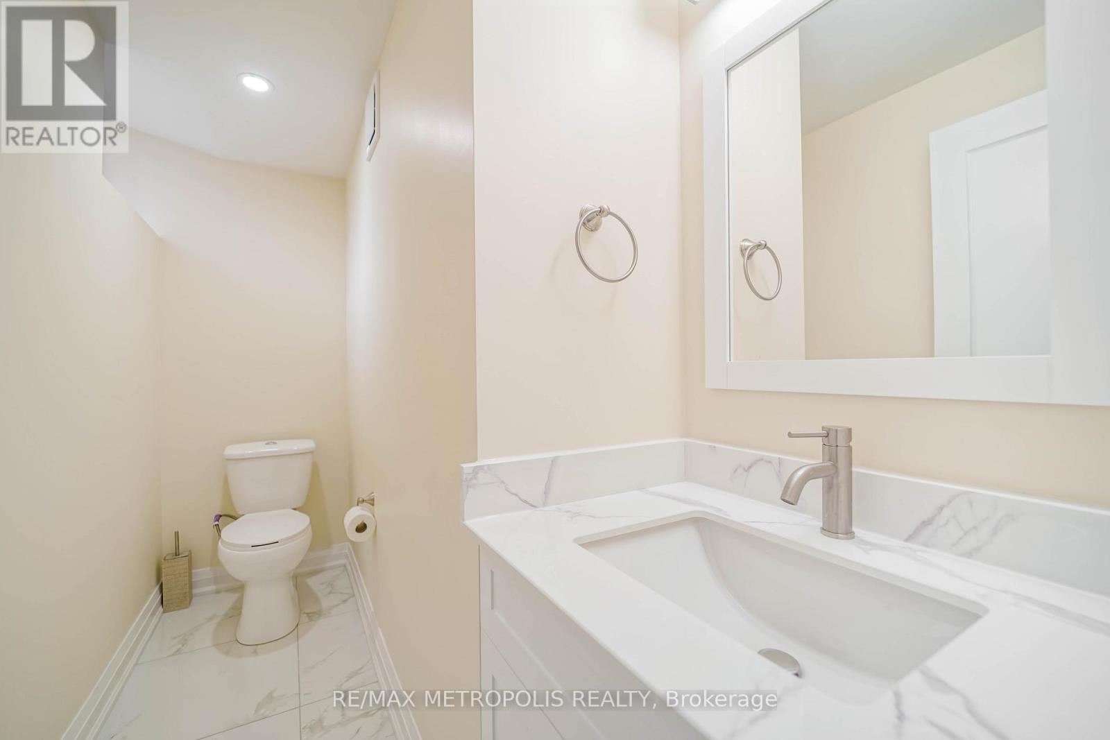 Bsmt - 929 Greenhill Avenue, Oshawa, Ontario L1K 0C3 - Photo 23 - E12582686