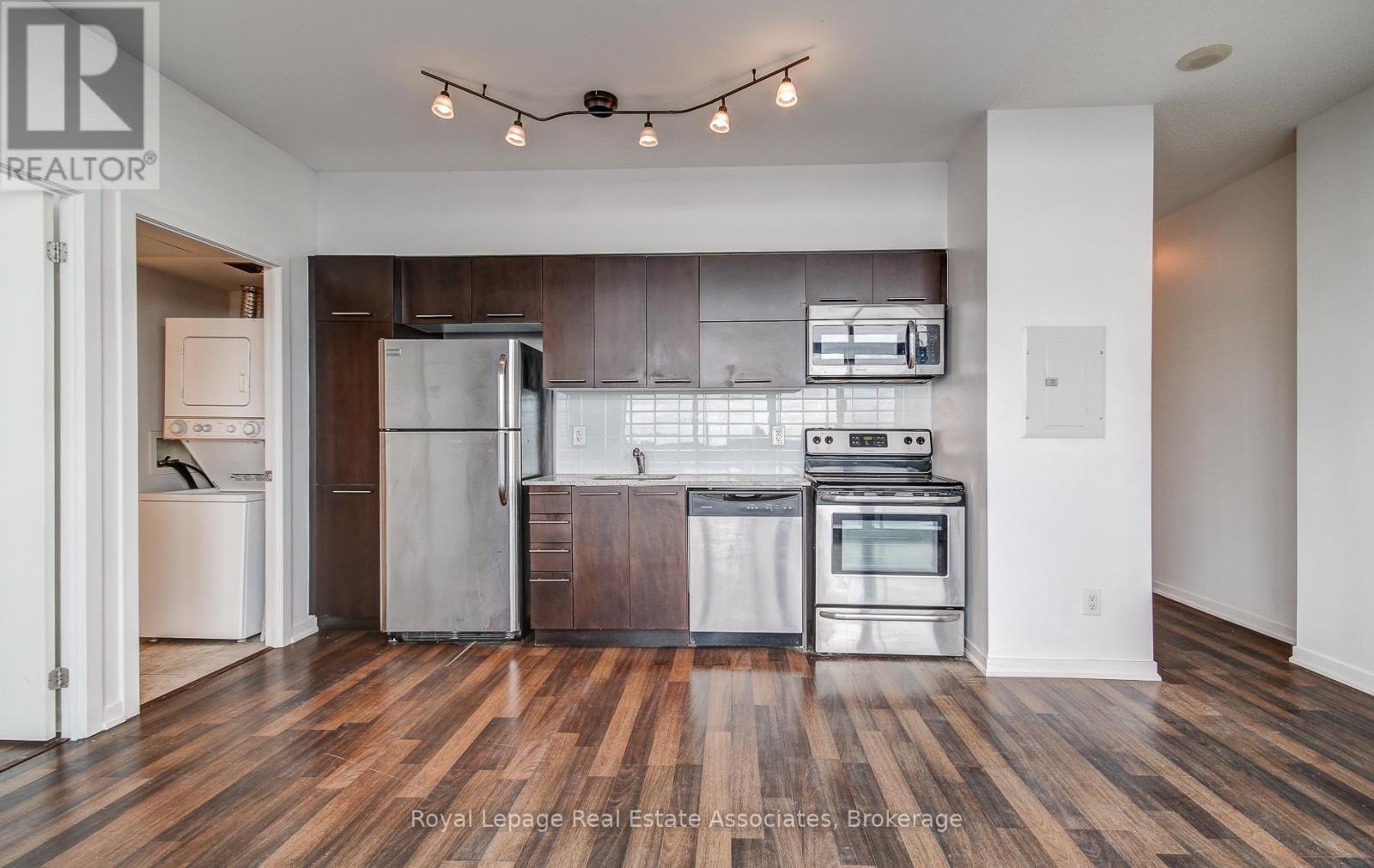 2211 - 38 Joe Shuster Way, Toronto, Ontario  M6K 0A5 - Photo 13 - W12583078