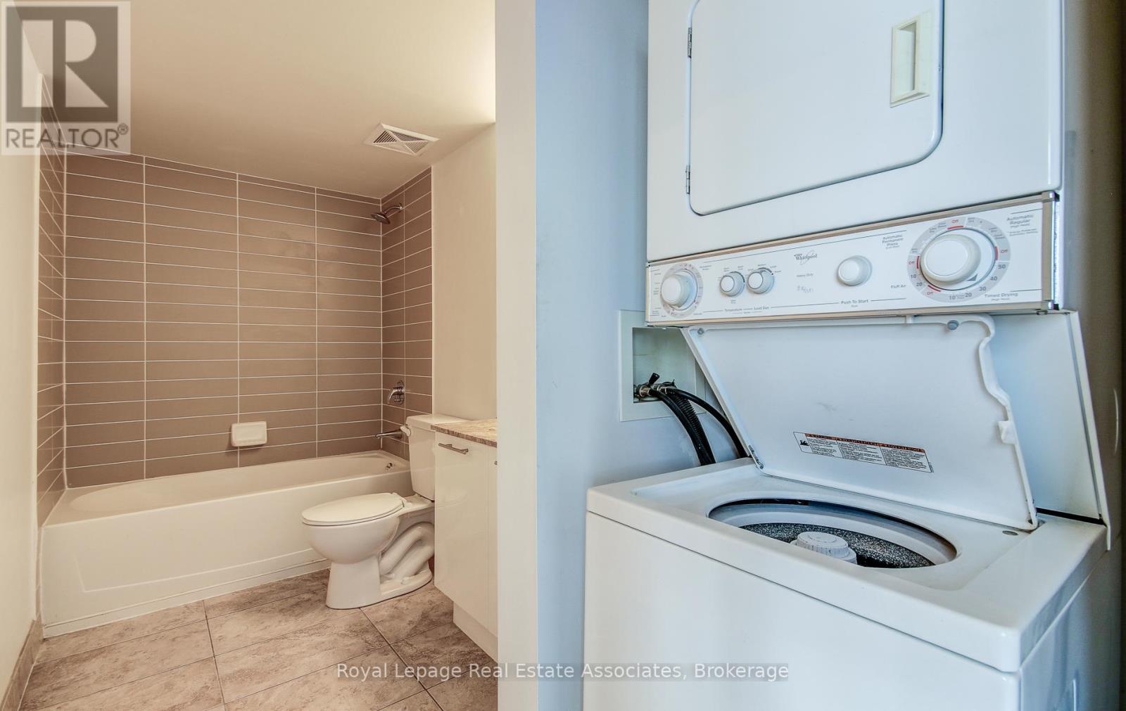 2211 - 38 Joe Shuster Way, Toronto, Ontario  M6K 0A5 - Photo 29 - W12583078