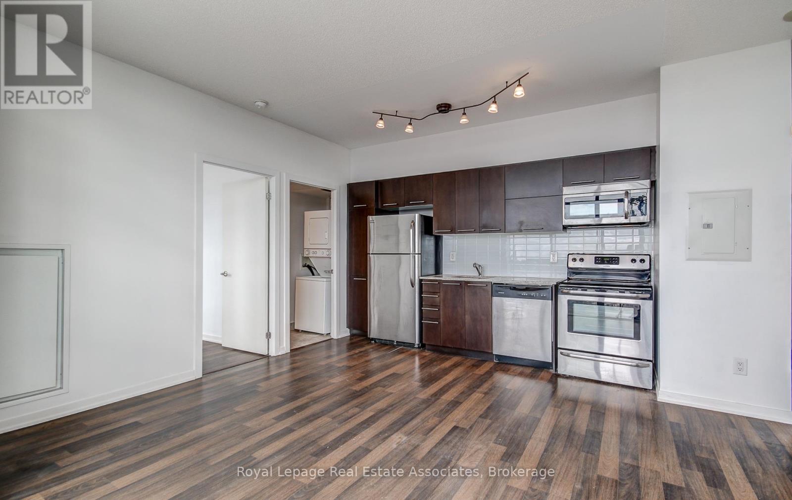 2211 - 38 Joe Shuster Way, Toronto, Ontario  M6K 0A5 - Photo 10 - W12583078