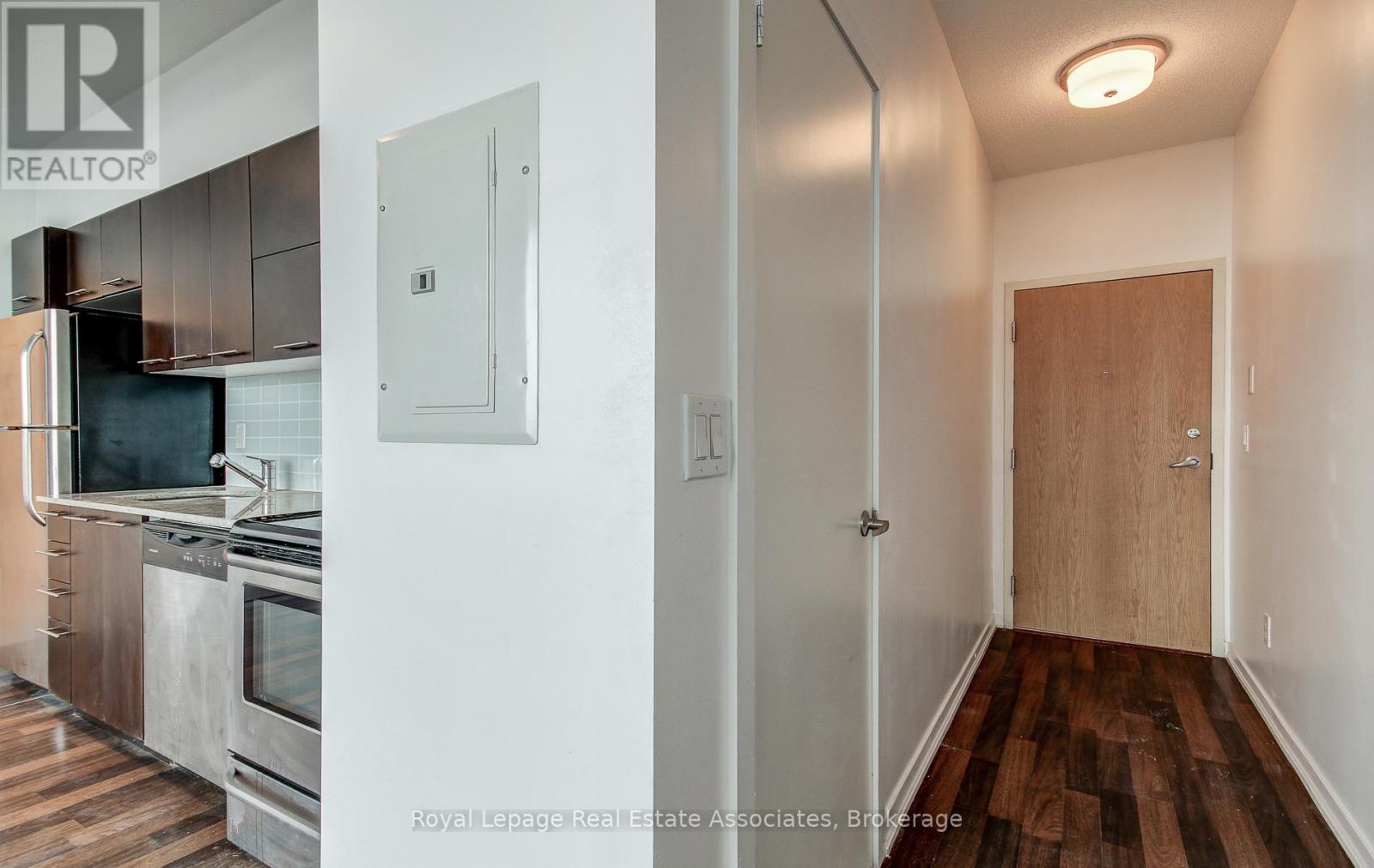 2211 - 38 Joe Shuster Way, Toronto, Ontario  M6K 0A5 - Photo 30 - W12583078