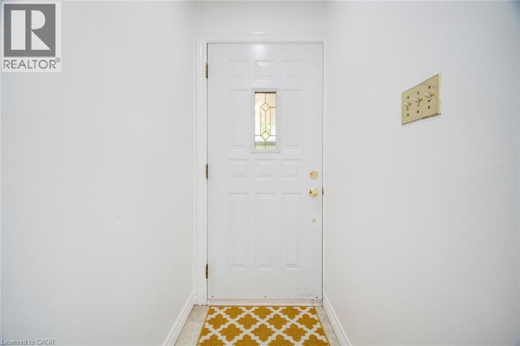 196 Millwood Crescent, Kitchener, Ontario  N2P 1N2 - Photo 4 - 40791051