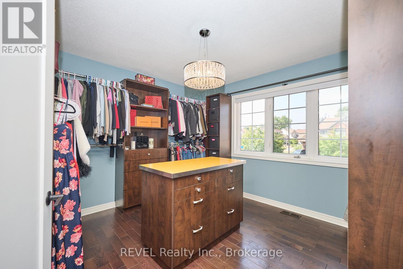 15 Fosh Court, St. Catharines, Ontario L2S 4A9 - Photo 23 - X12471468