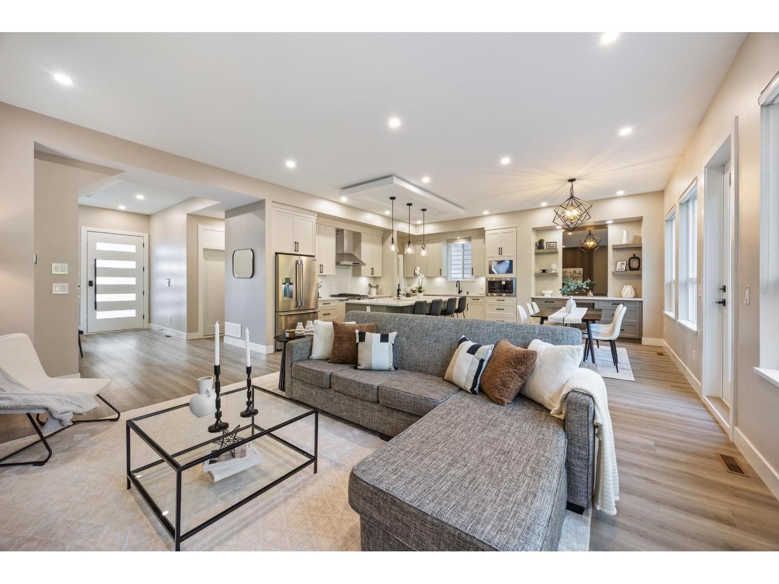 7024 205 Street, Langley, British Columbia  V2Y 1S9 - Photo 6 - R3070649