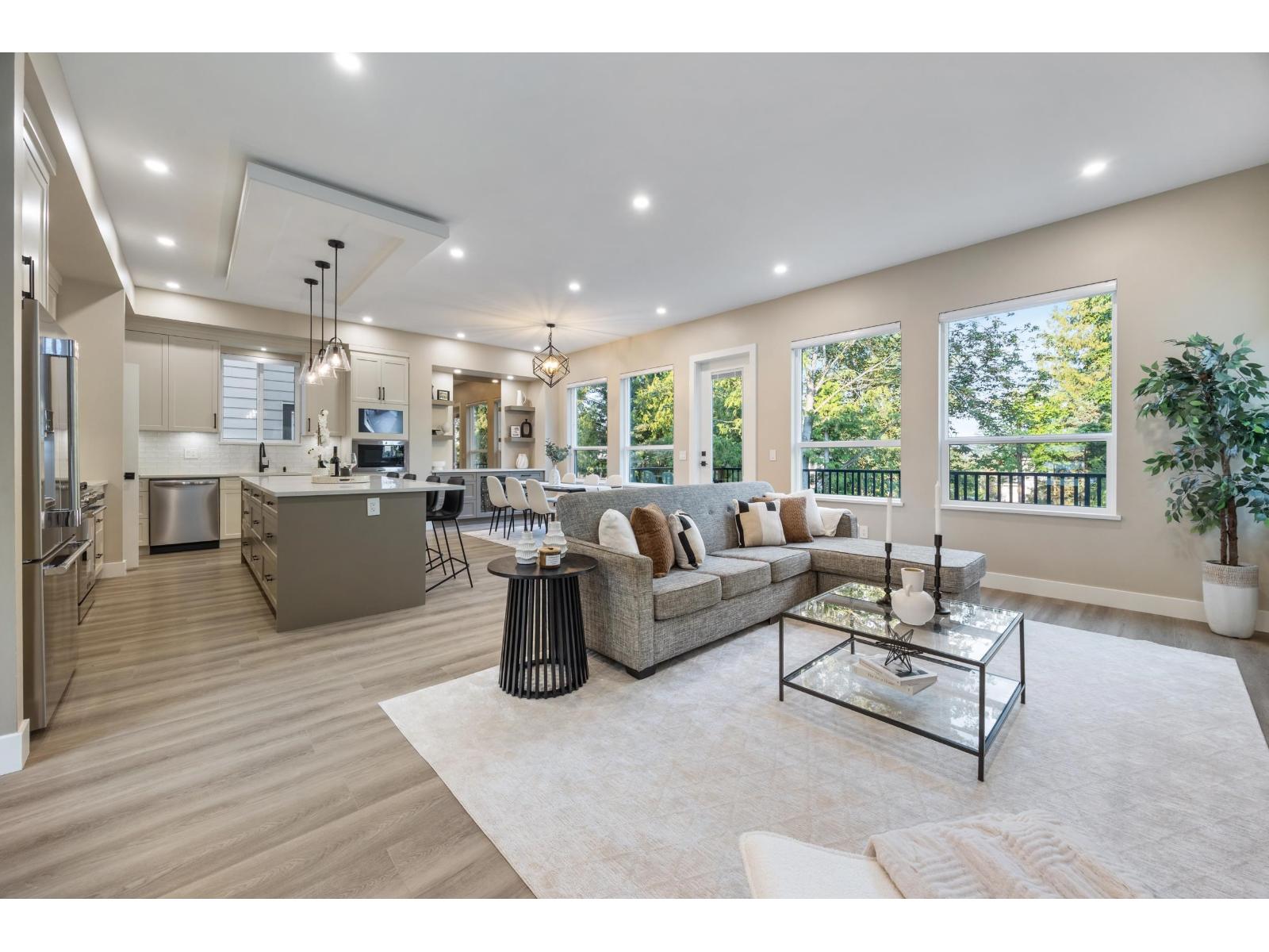 7024 205 Street, Langley, British Columbia  V2Y 1S9 - Photo 5 - R3070649