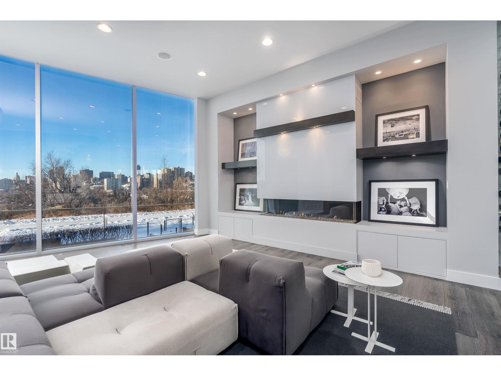 9509 99b St Nw, Edmonton, Alberta  T6E 3X1 - Photo 3 - E4464035