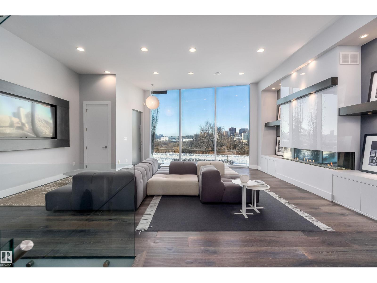 9509 99b St Nw, Edmonton, Alberta  T6E 3X1 - Photo 4 - E4464035