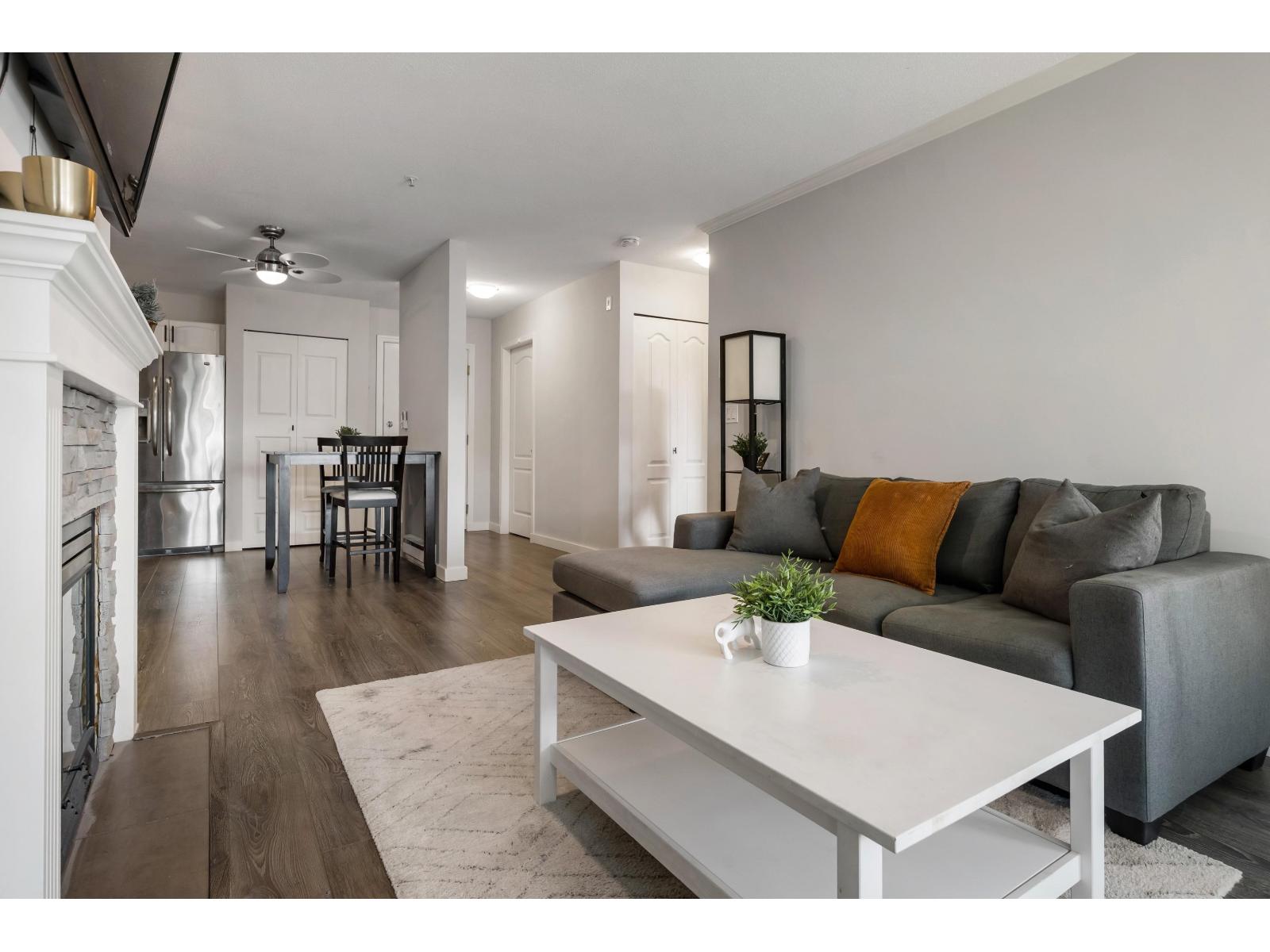 403 2958 Trethewey Street, Abbotsford, British Columbia  V2T 6P6 - Photo 3 - R3070654