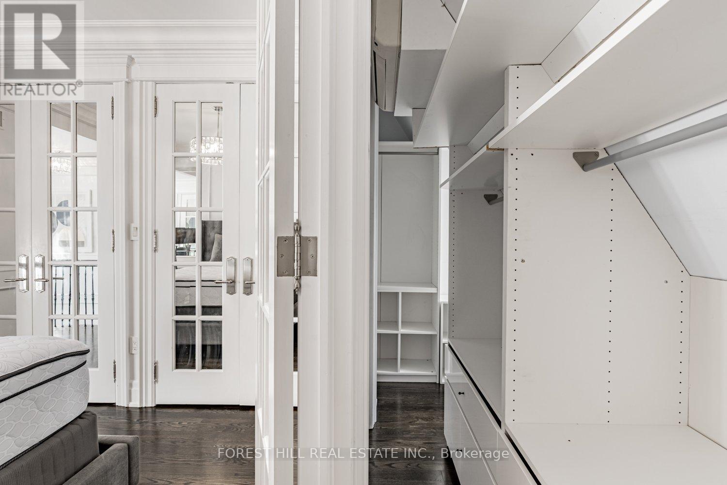 Upper - 37 Granby Street, Toronto, Ontario  M5B 1H8 - Photo 19 - C12583166