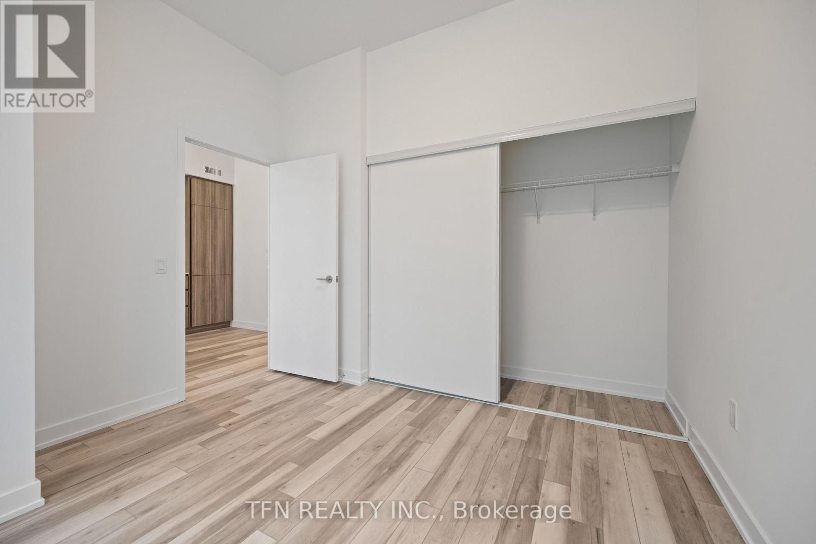 204 - 15 Richardson Street, Toronto, Ontario  M5A 0Y5 - Photo 12 - C12583172