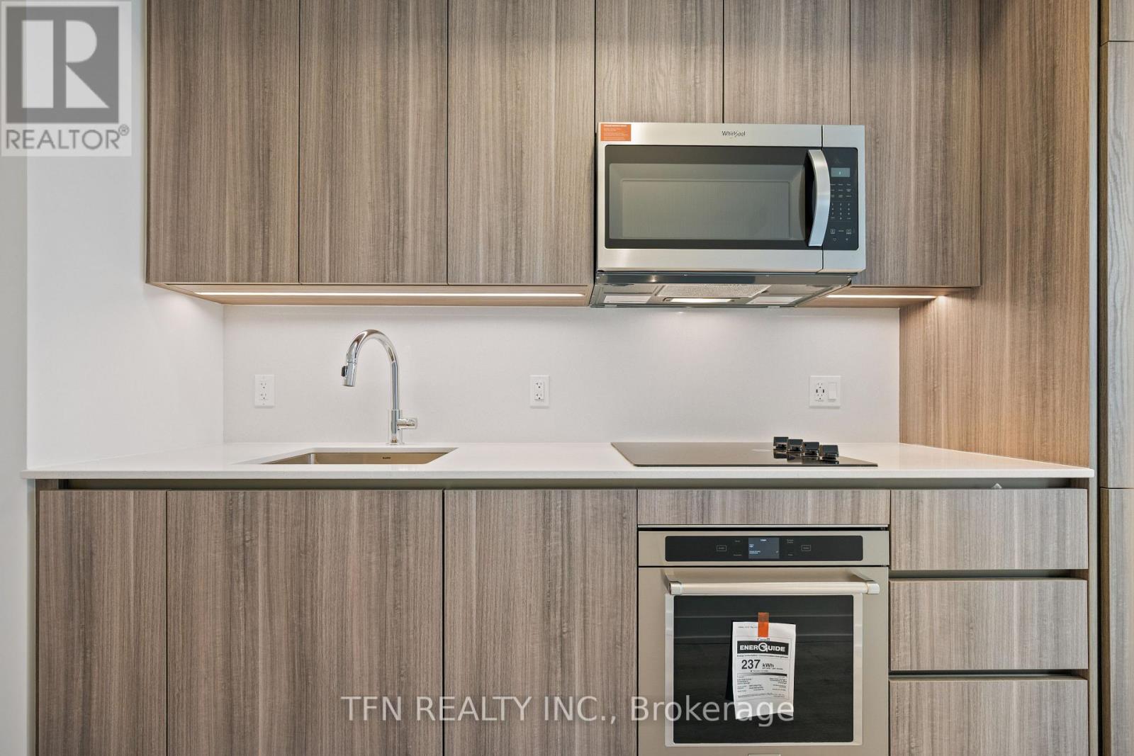 217 - 15 Richardson Street, Toronto, Ontario  M5A 0Y5 - Photo 5 - C12583176