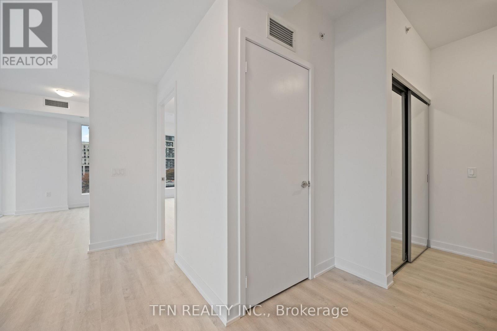 306 - 15 Richardson Street, Toronto, Ontario  M5A 0Y5 - Photo 4 - C12583178