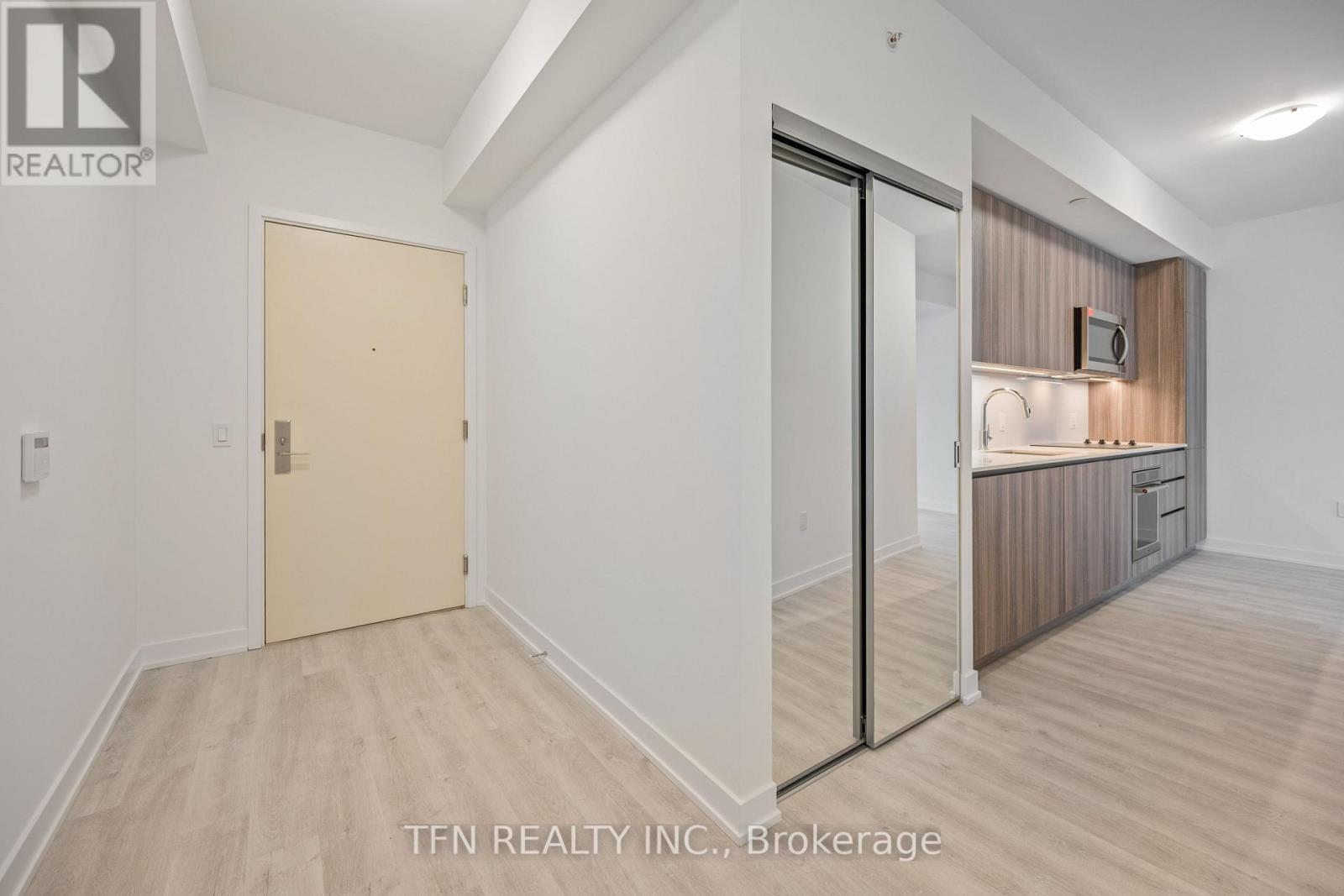 628 - 15 Richardson Street, Toronto, Ontario  M5A 0Y5 - Photo 2 - C12583180