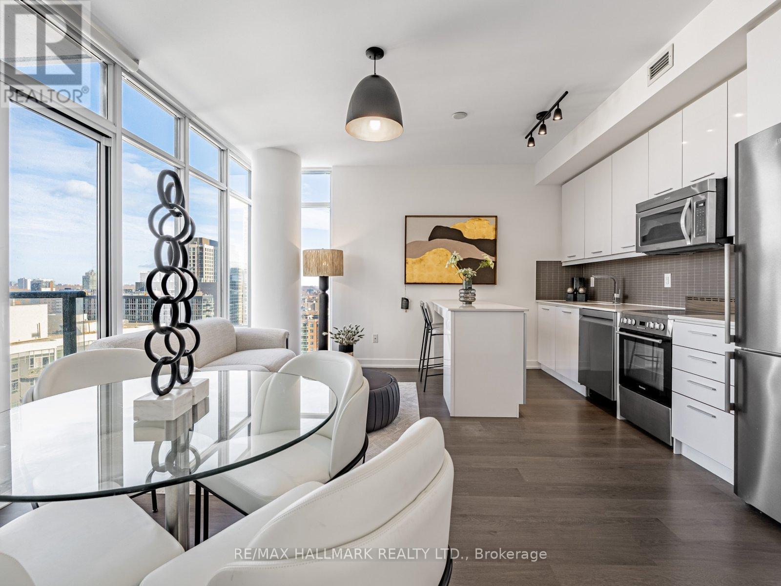 1704 - 105 George Street, Toronto, Ontario  M5A 0L4 - Photo 9 - C12583188