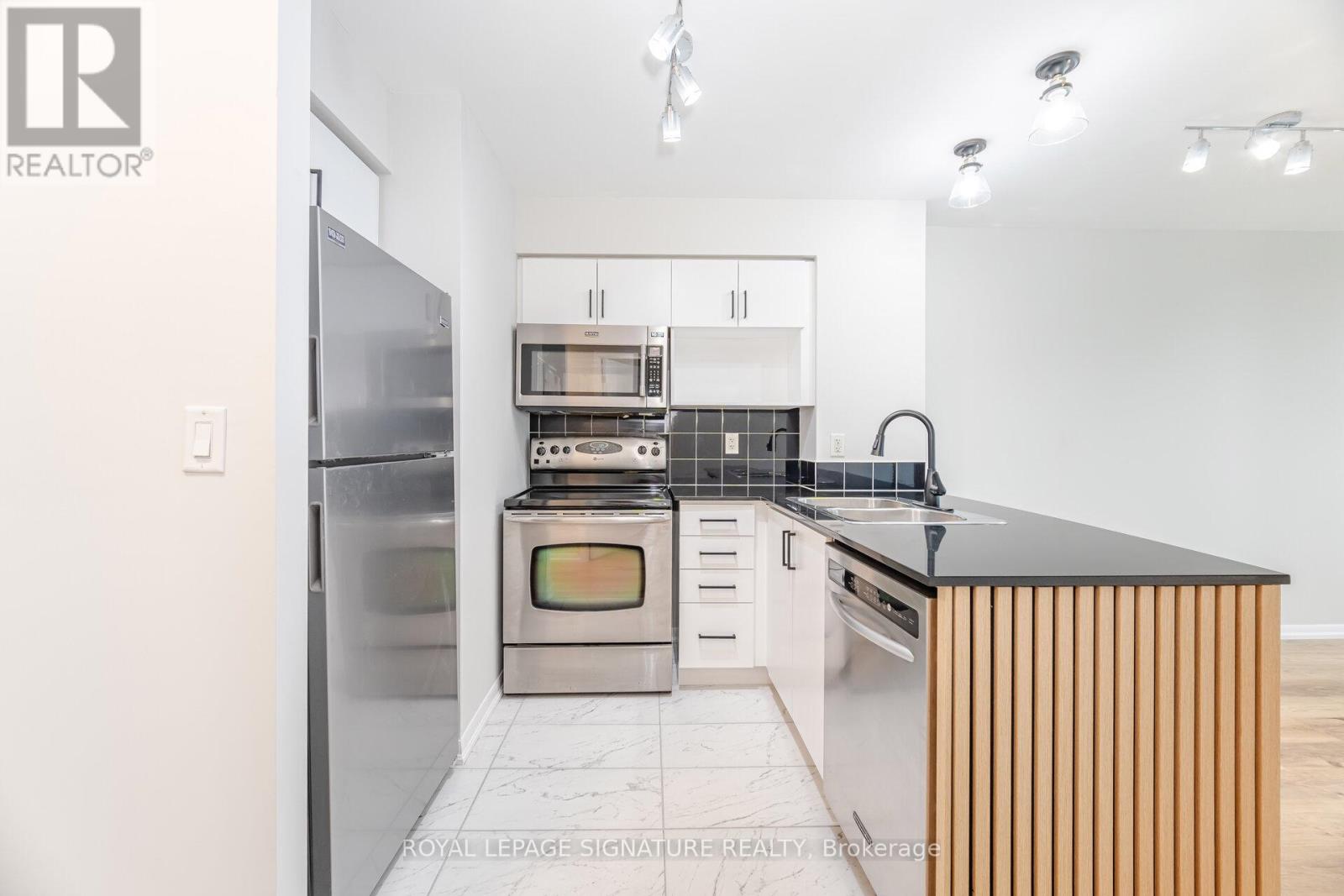 3112 - 18 Yonge Street, Toronto, Ontario  M5E 1Z8 - Photo 4 - C12583246