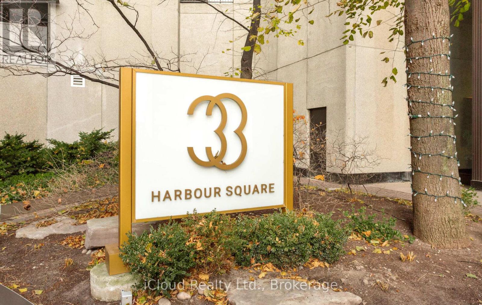 837 - 33 HARBOUR SQUARE, Toronto, Ontario