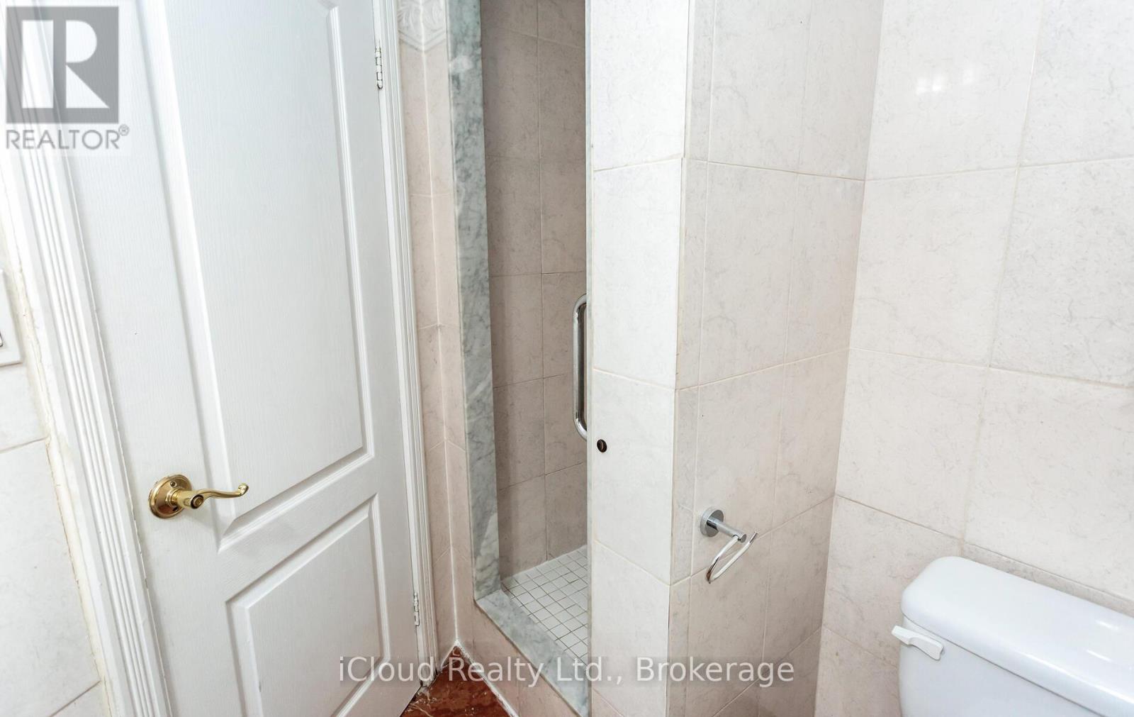 837 - 33 Harbour Square, Toronto, Ontario  M5J 2G2 - Photo 29 - C12583260