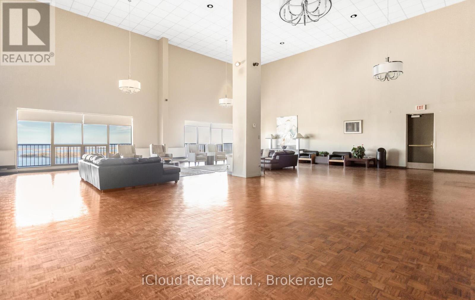 837 - 33 Harbour Square, Toronto, Ontario  M5J 2G2 - Photo 34 - C12583260