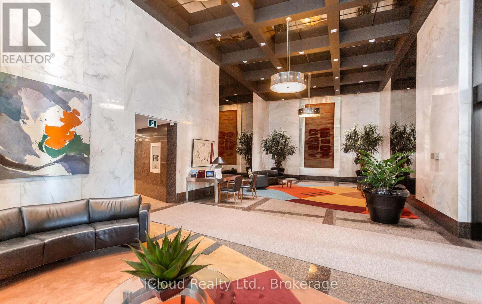 837 - 33 Harbour Square, Toronto, Ontario  M5J 2G2 - Photo 5 - C12583260