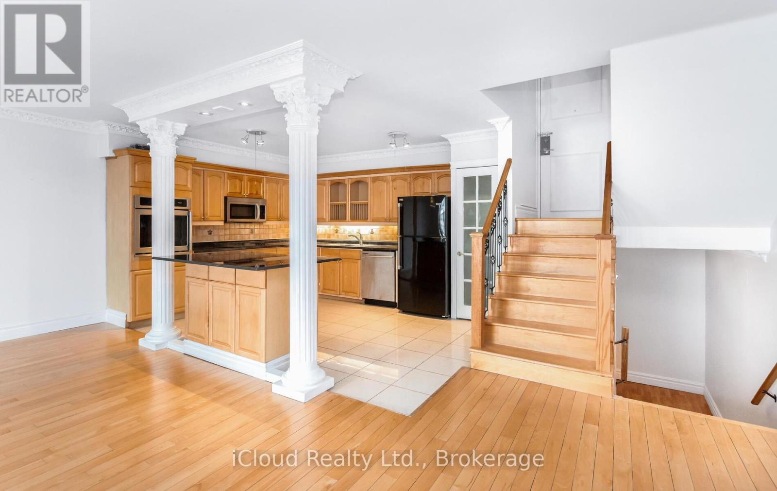 837 - 33 Harbour Square, Toronto, Ontario  M5J 2G2 - Photo 8 - C12583260