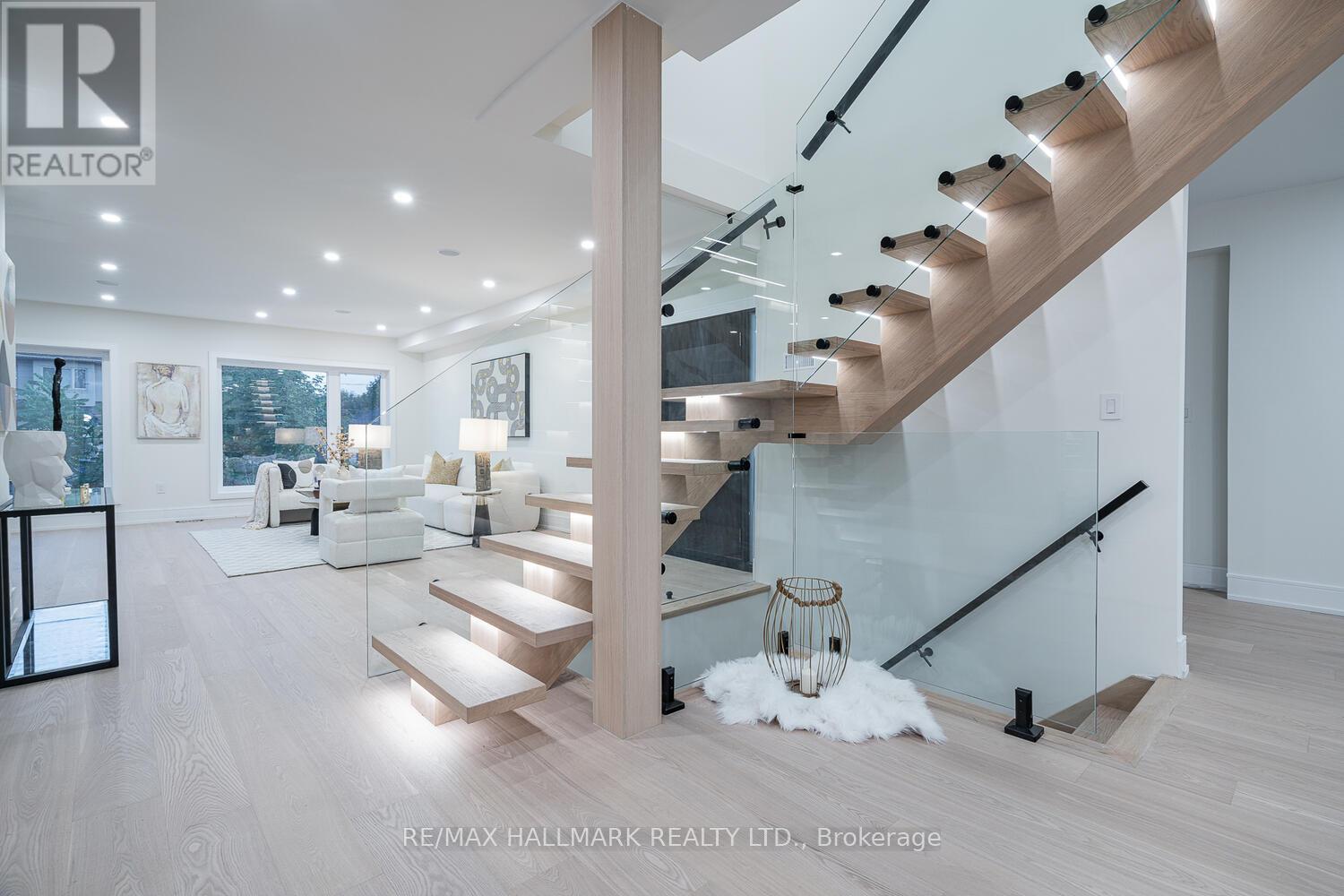 116 Kennard Avenue, Toronto, Ontario  M3H 4M4 - Photo 13 - C12583270