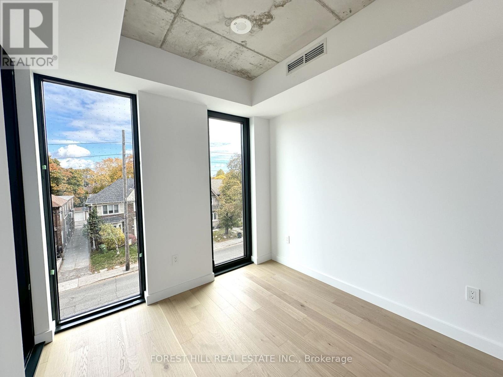 428 - 1720 Bayview Avenue, Toronto, Ontario  M4G 3C4 - Photo 6 - C12583288