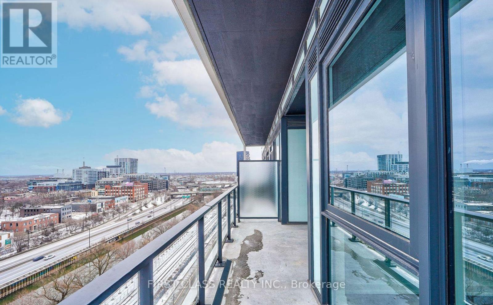 1005 - 5 Defries Street, Toronto, Ontario  M5A 0W7 - Photo 25 - C12583328