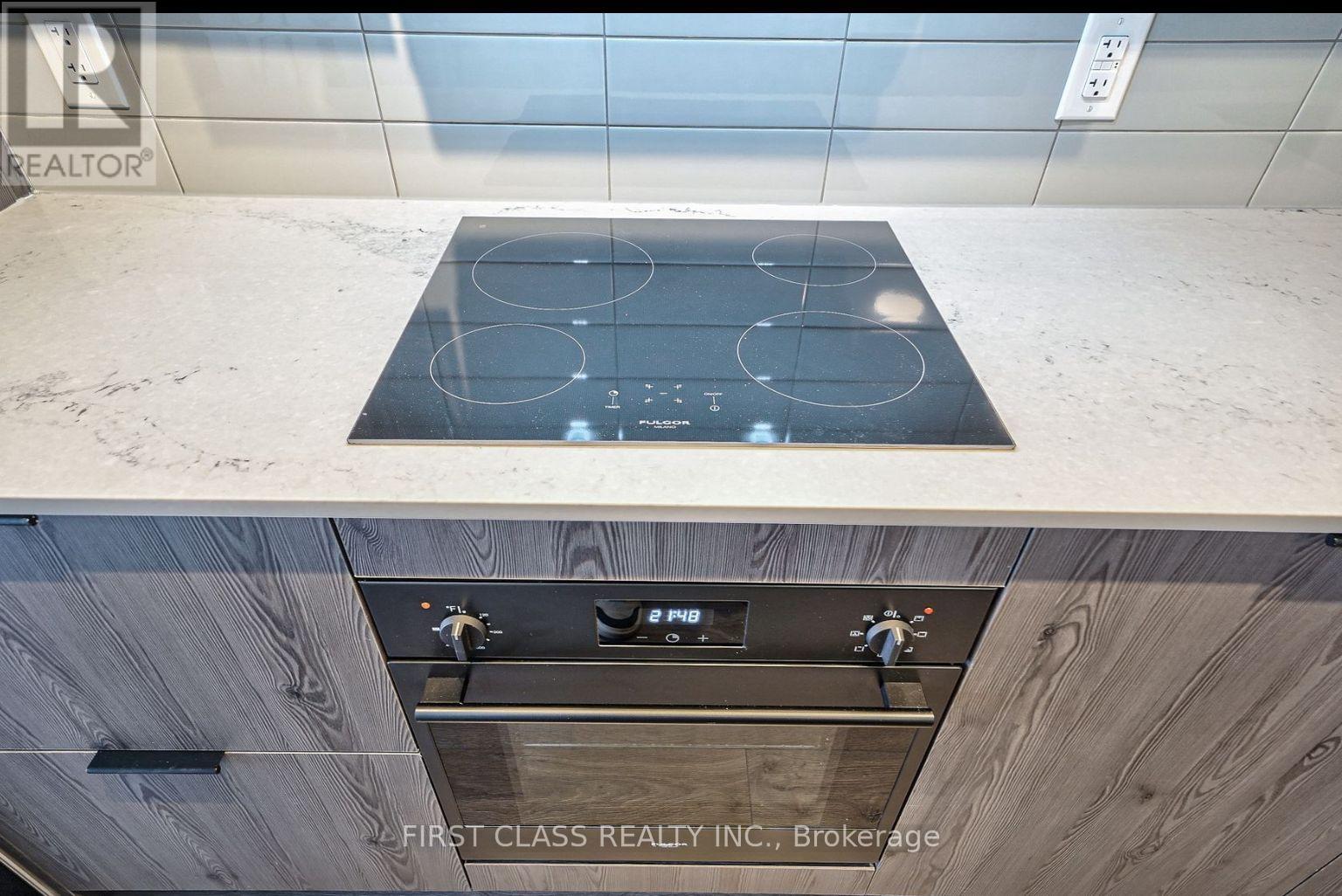 1005 - 5 Defries Street, Toronto, Ontario  M5A 0W7 - Photo 7 - C12583328