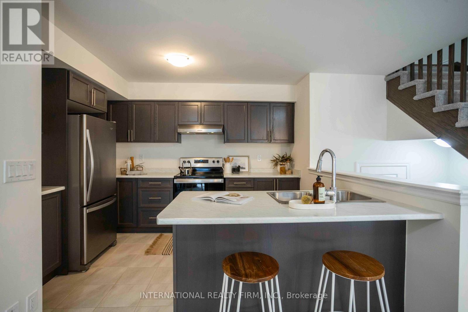 37 Amulet Way, Whitby, Ontario  L1R 0R5 - Photo 8 - E12583222